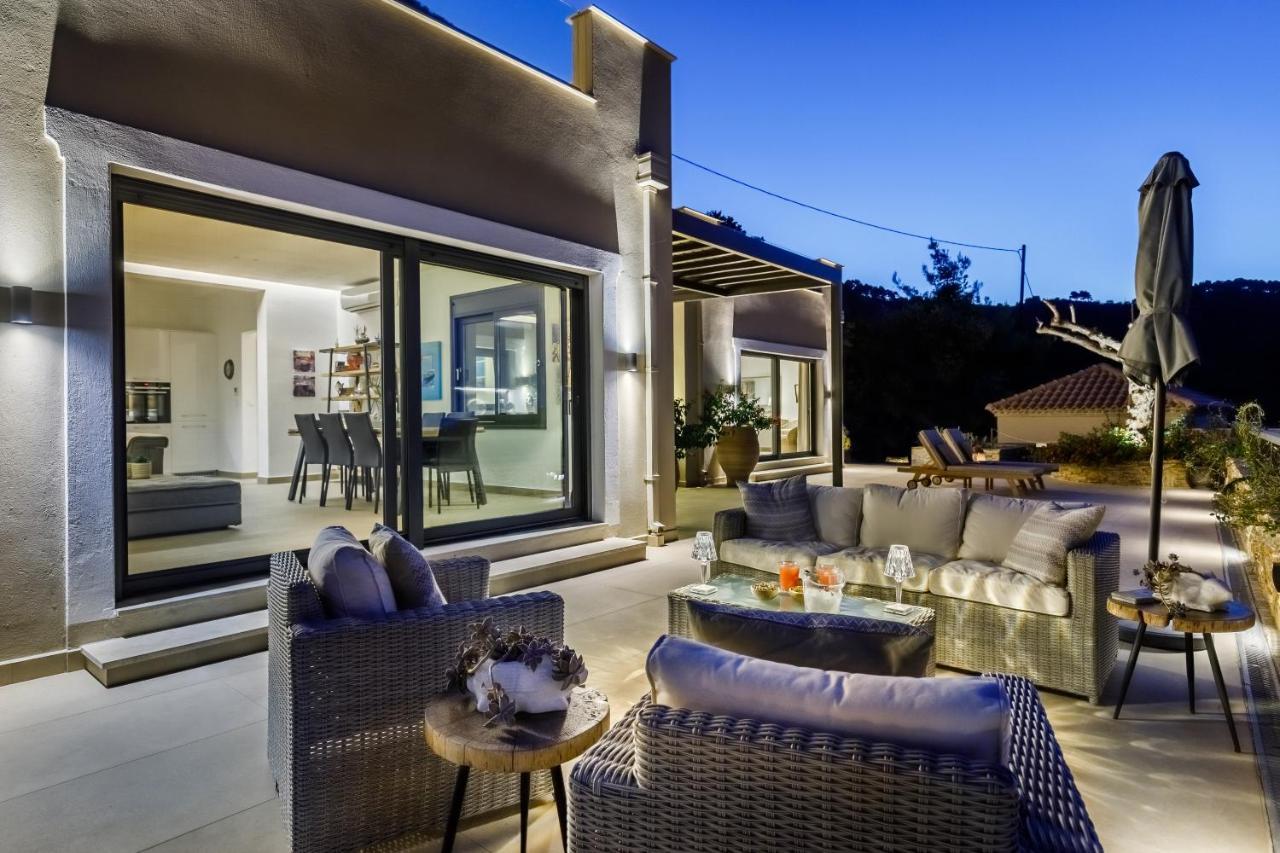 Villa Antigone Luxury Retreat スコペロス エクステリア 写真